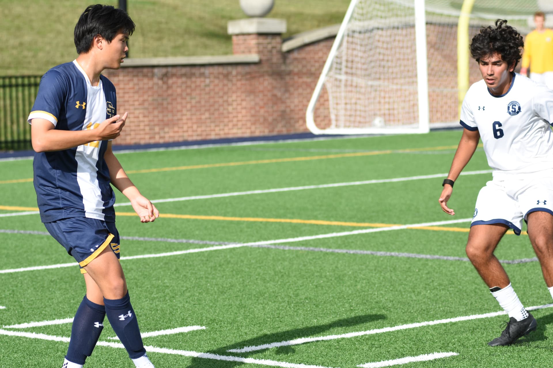 St. Paul's attacker calls for the ball